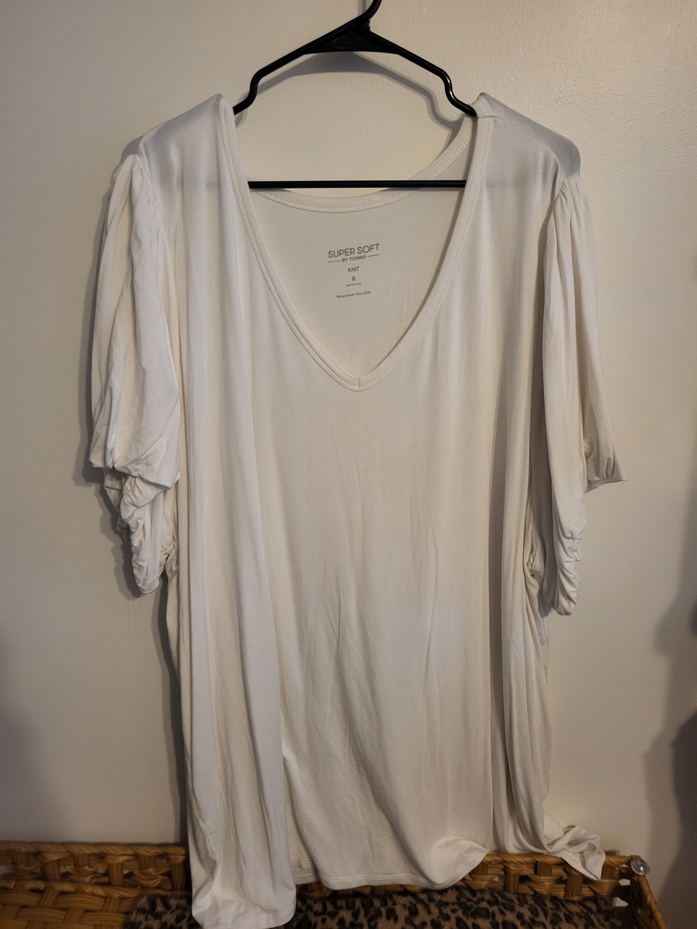 torrid 6x White Super Soft V-Neck Blouse